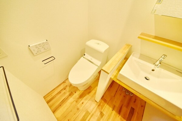トイレ(別部屋参考写真)