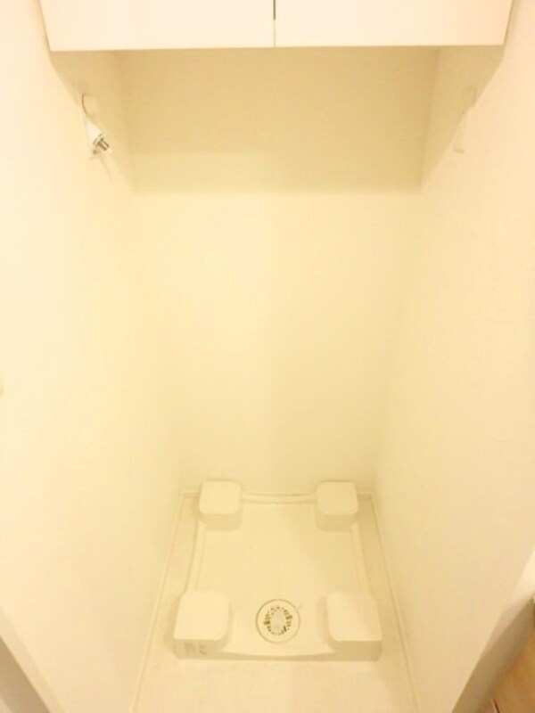その他(室内洗濯機置き場)