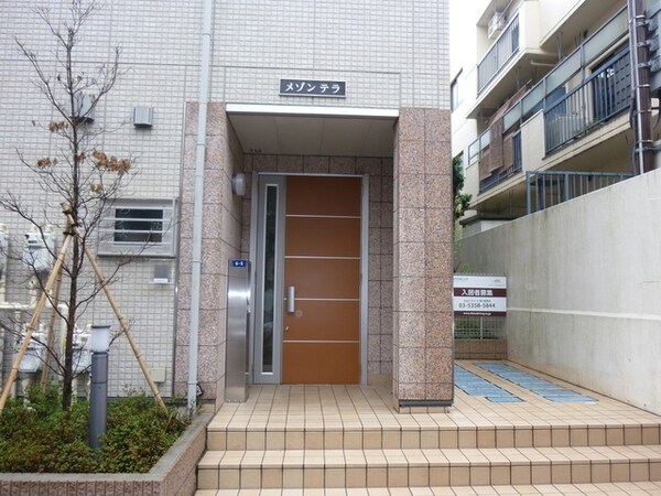 エントランス(エントランス)