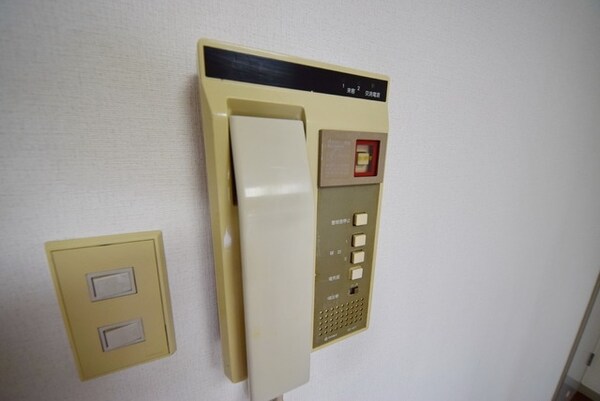 設備(★インターホンです★)