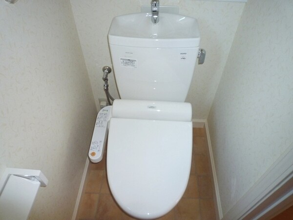 トイレ(お部屋探しは株式会社　タウンハウジング　までお気軽にお問合…)