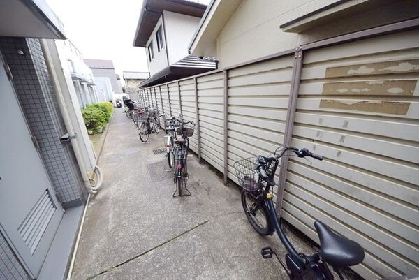 共有部分(★自転車置き場です★)