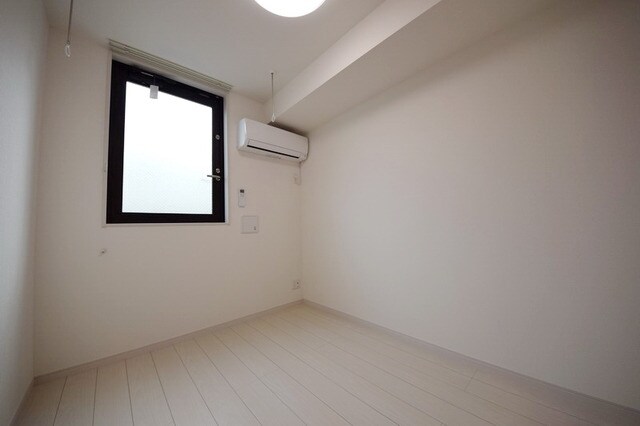 物件内観写真12　(明るい室内)