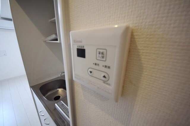 物件内観写真19　(給湯リモコン)