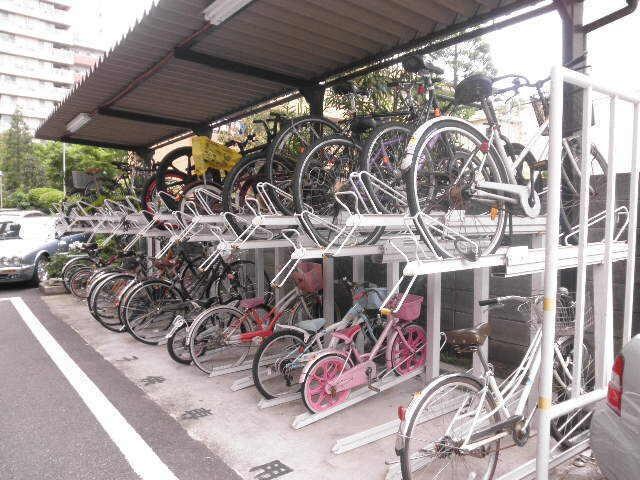 物件内観写真14　(駐輪場)