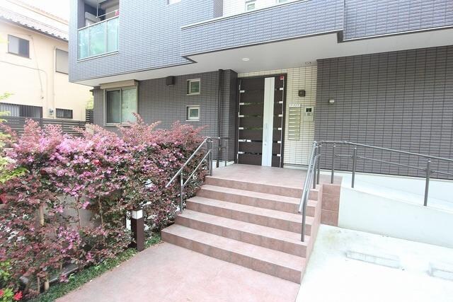 物件内観写真13　(★エントランス★)