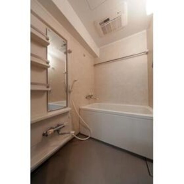 バス／シャワールーム等(バス／シャワールーム等)