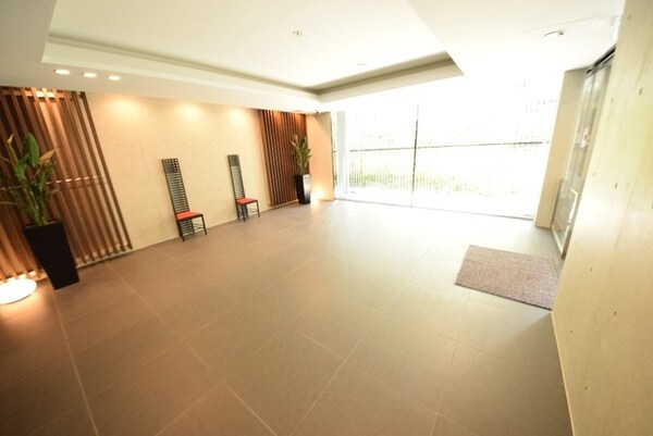 ロビー(ロビー)