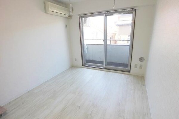 リビング・居室(お部屋探しは株式会社　タウンハウジング　までお気軽にお問合…)