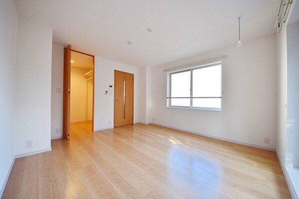 リビング・居室(別部屋参考写真)