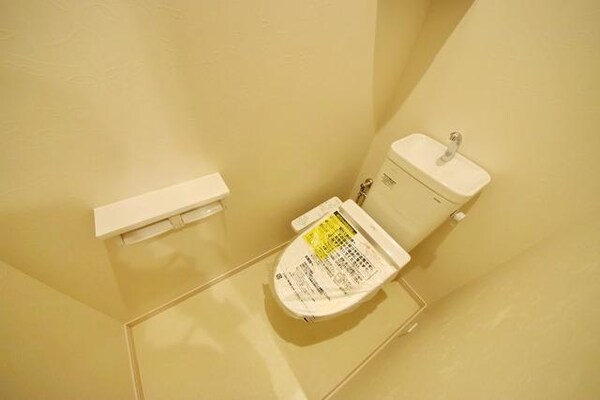 トイレ(別部屋参考写真)