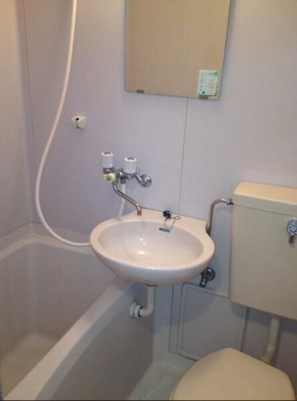 バス／シャワールーム等