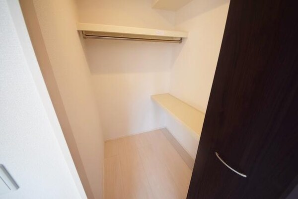 収納(★ウォークインクローゼット★)