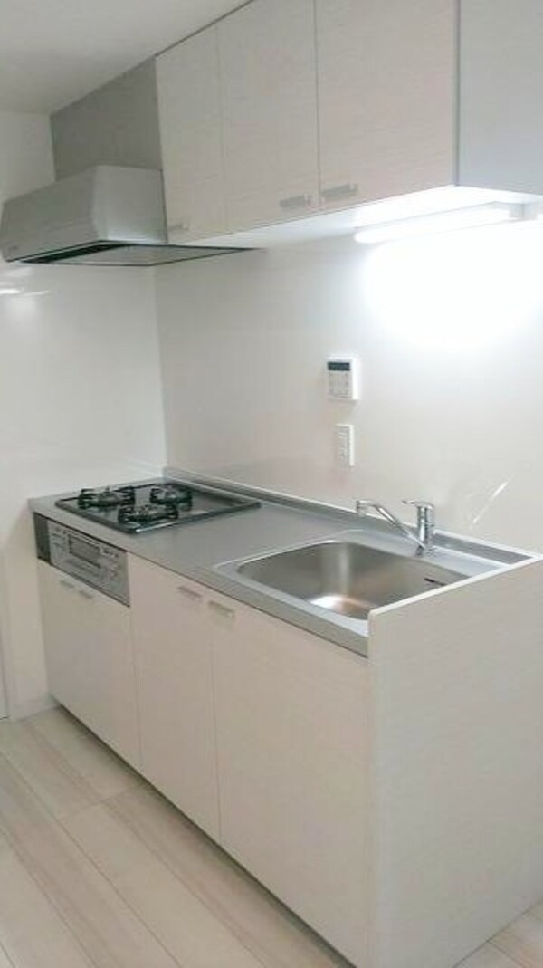 キッチン(お部屋探しは株式会社　タウンハウジング　までお気軽にお問合…)