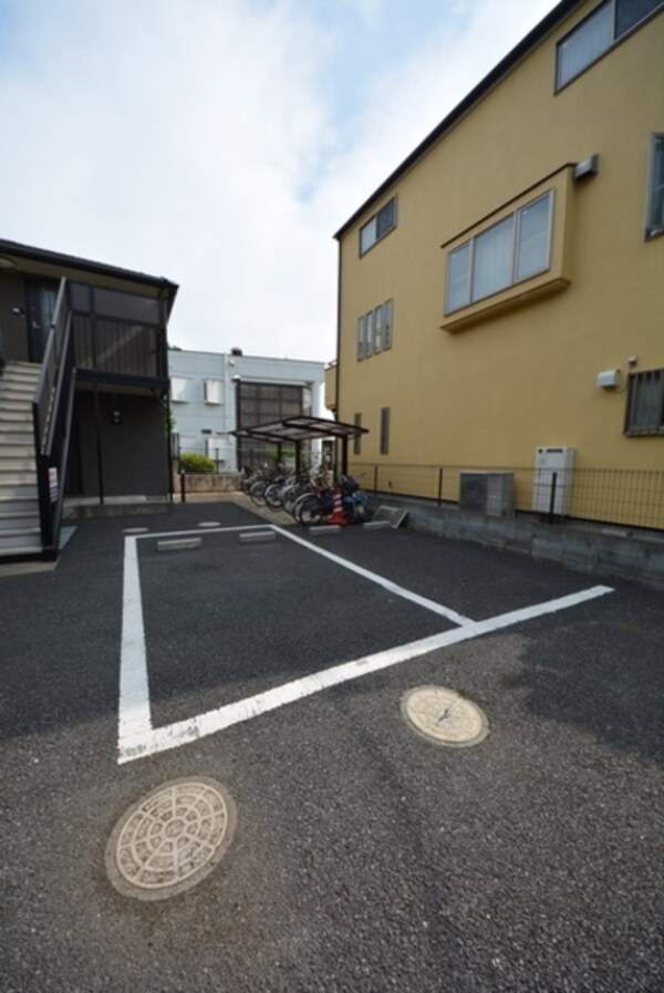 駐車場(部屋探しは株式会社　タウンハウジング　までお気軽にお問合せ…)