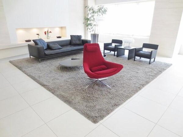 ロビー(部屋探しは株式会社　タウンハウジング　までお気軽にお問合せ…)