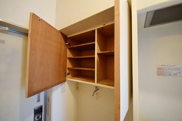 設備(★玄関上にシューズボックスもあります★)