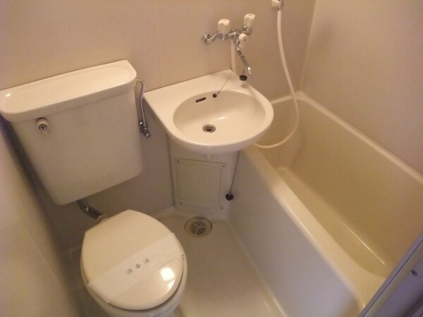 バス／シャワールーム等