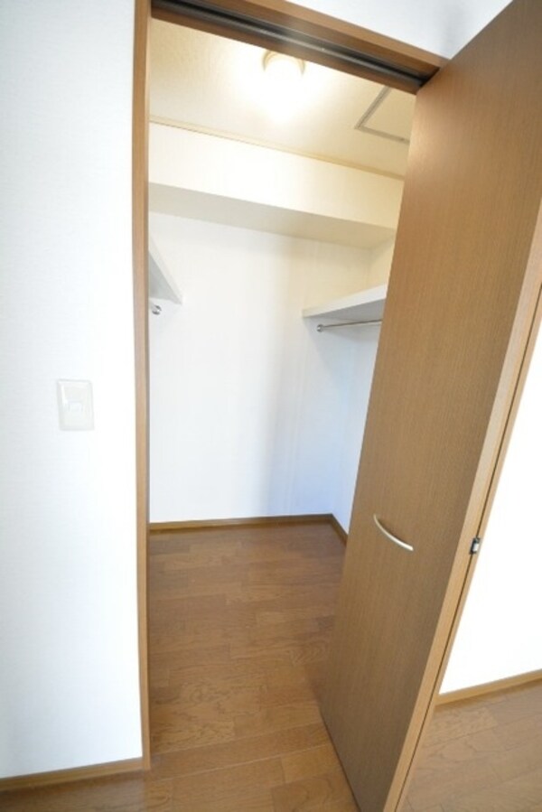 収納(★ウォークインクローゼット★)