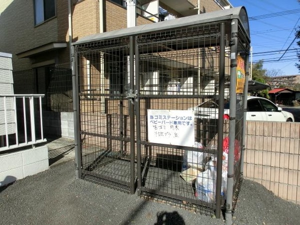 共有部分(敷地内ゴミ置き場)