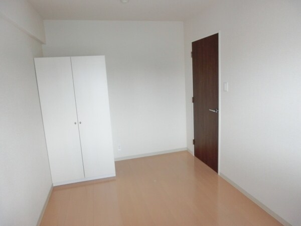 その他室内・内装(収納つきの洋室)