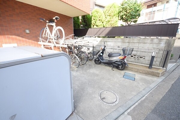 共有部分(★★駐輪場★★)