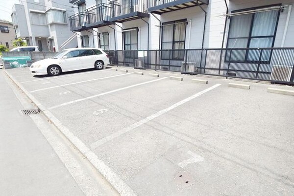 駐車場(★★敷地内、駐車場★★)
