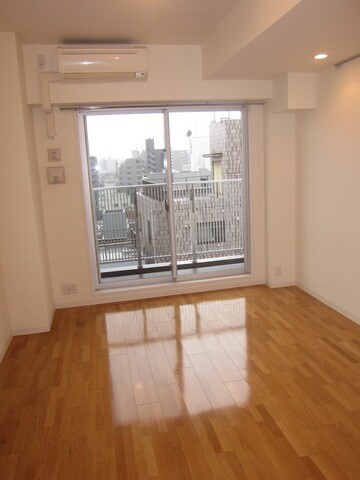 物件内観写真2　(★同仕様★)