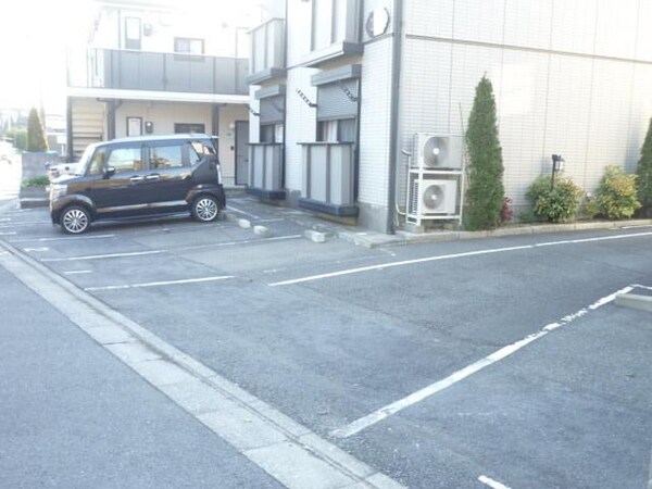 駐車場(★★駐車場★★)