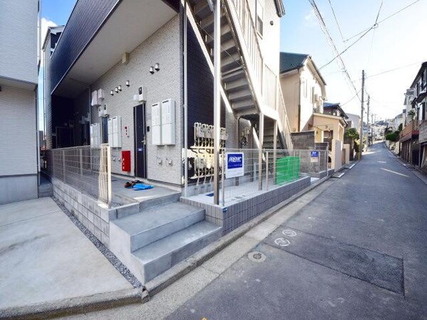 エントランス(★★きれいな建物入口★★)