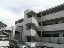 根岸旭台フーガの外観写真