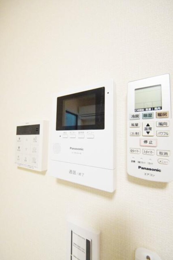 設備(★★モニター付きインターホン★★)