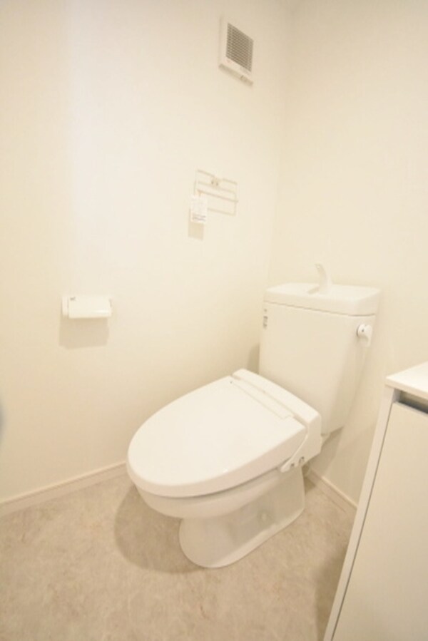 トイレ(★★ウォシュレット完備★★)
