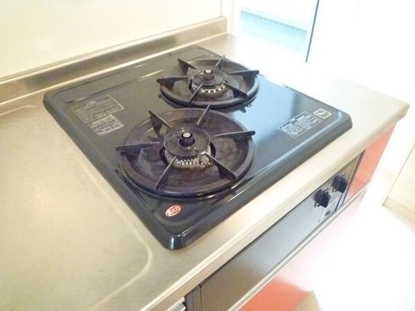 キッチン(★★2口あり使い勝手も良好です★★)