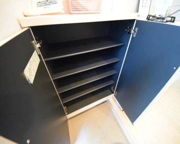 設備(★★玄関収納★★)