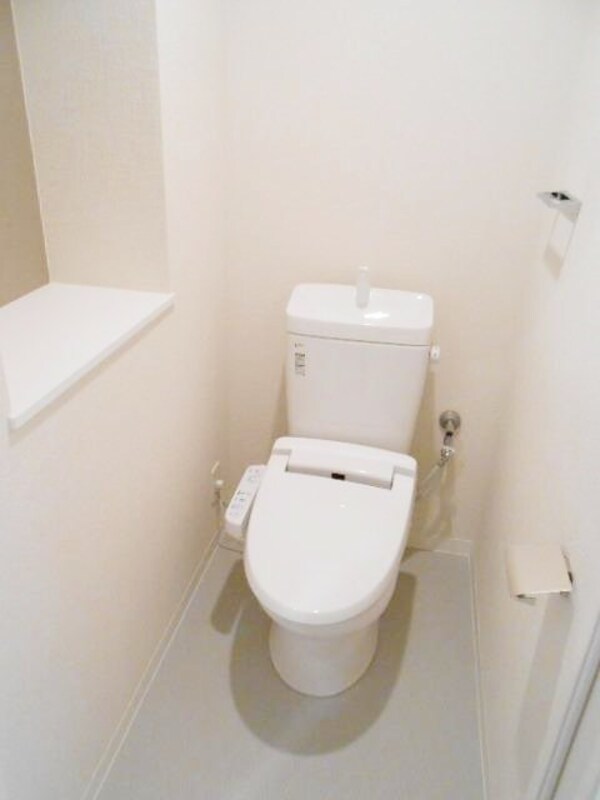 トイレ(★★ウォシュレット機能付き★★)