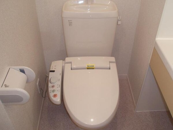 トイレ(★★もちろん温水洗浄便座機能付★★)