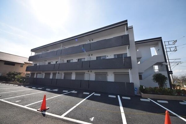 外観(★駅徒歩圏内設備充実★)