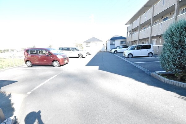駐車場(★敷地内駐車場★)