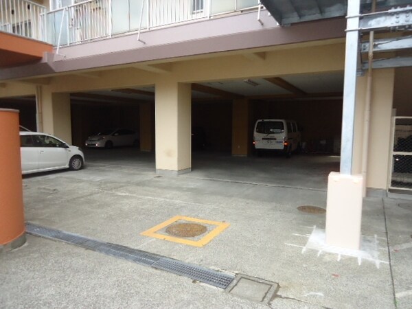 駐車場(★駐車場★)