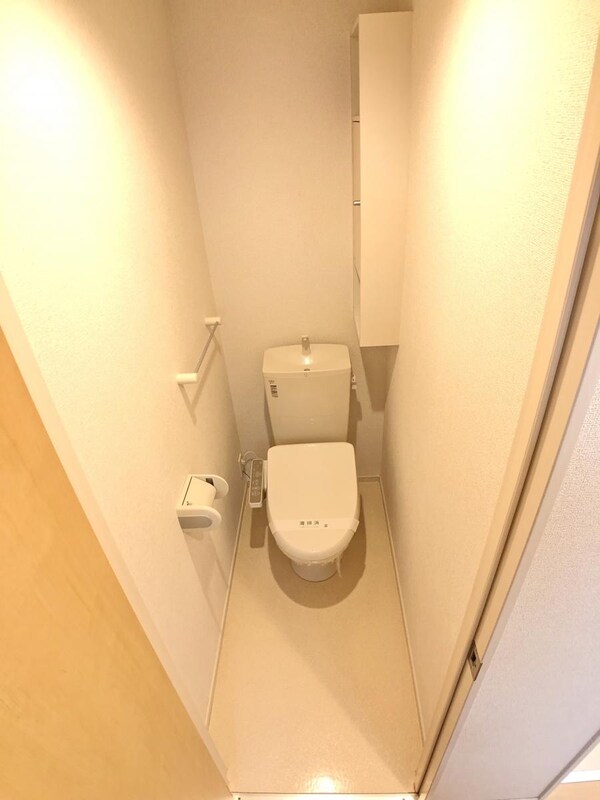 トイレ(他号室参考写真)