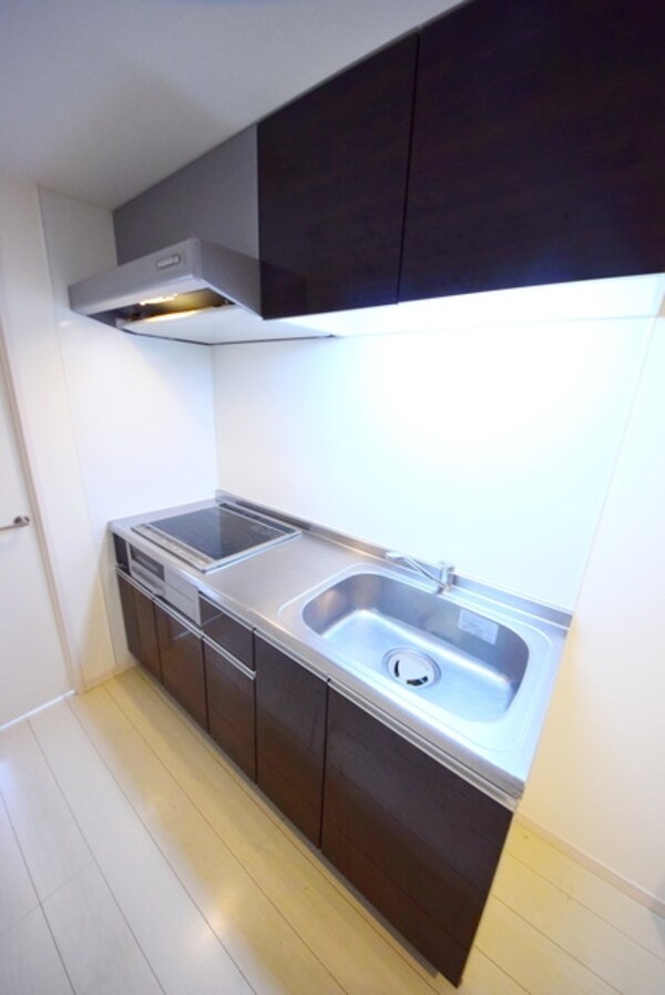 キッチン(※同物件他部屋参考写真)