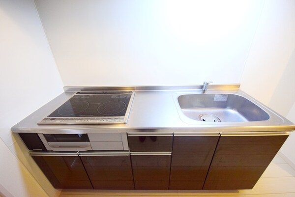 キッチン(※同物件他部屋参考写真)