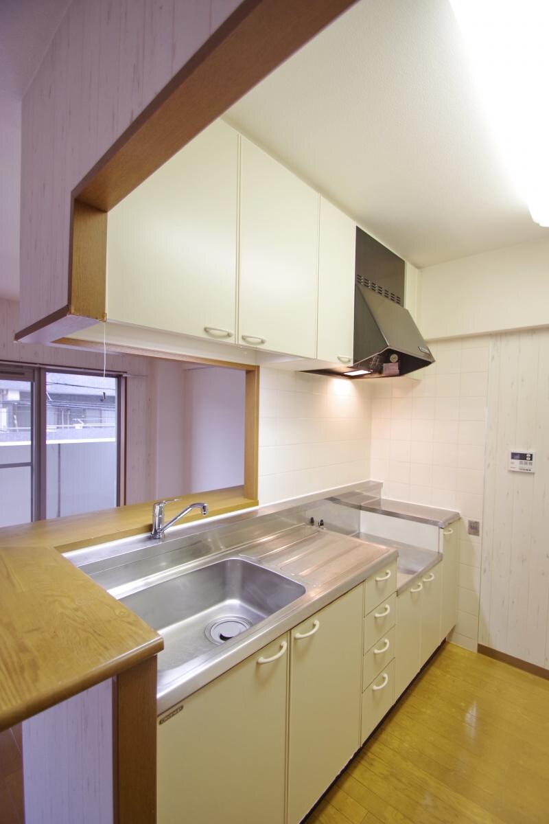 物件内観写真3　(キッチン)