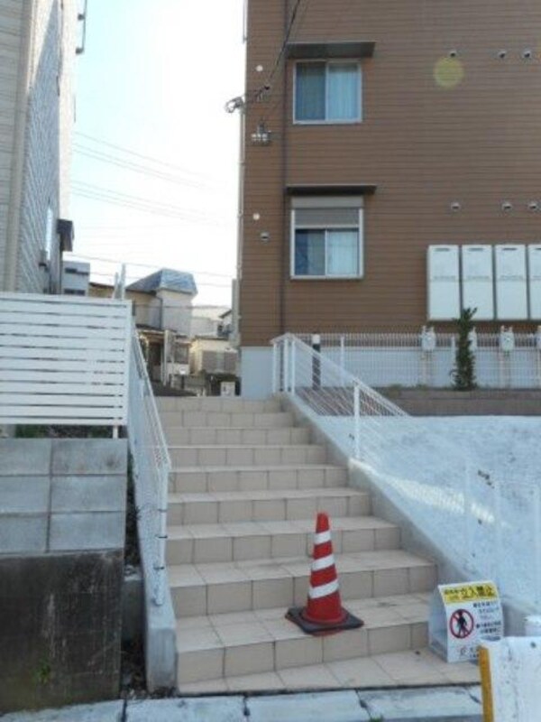 エントランス(お得な更新料ナシ！設備充実★)