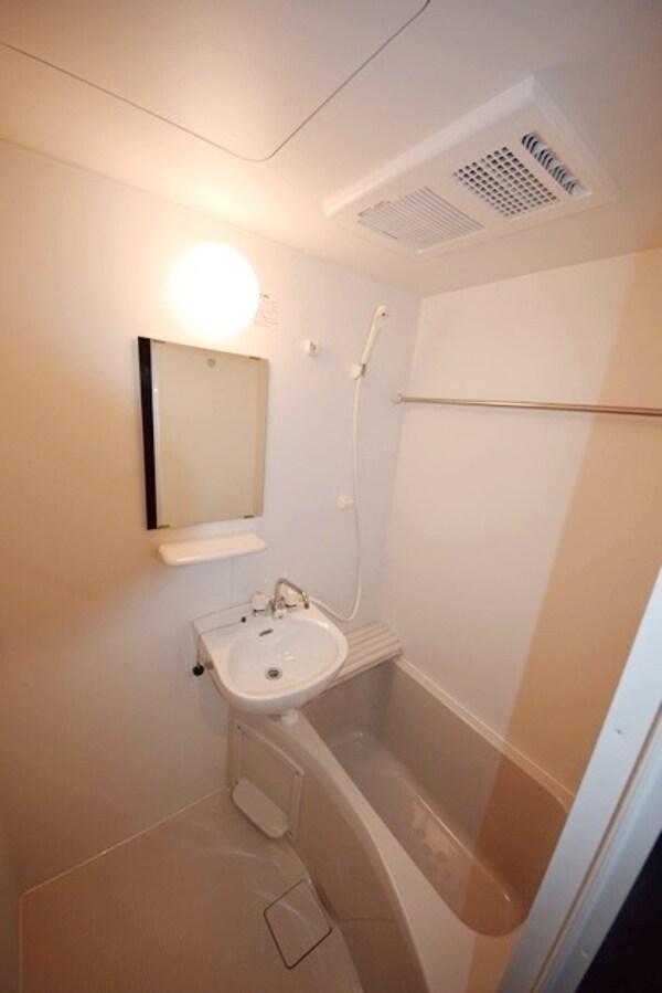 バス／シャワールーム等