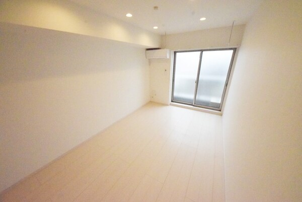 寝室(綺麗なお部屋です)