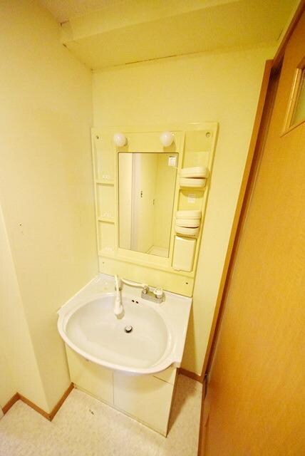 物件内観写真10　(★３駅利用可能・ドラックストア近くて便利な立地★)