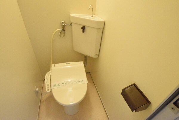 トイレ(※同間取り別部屋参考写真)