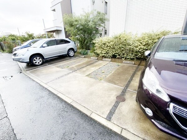 駐車場(駐車場)